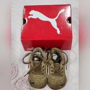 Puma Light Flight S- brown with white accents; Size 4